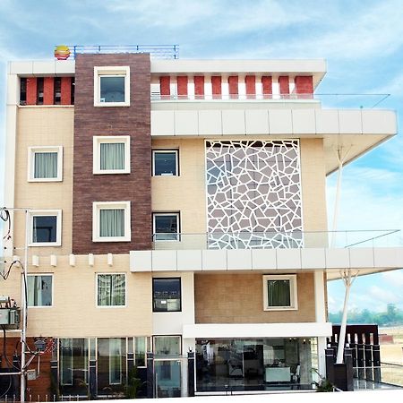 Comfort Inn Benares Zewnętrze zdjęcie