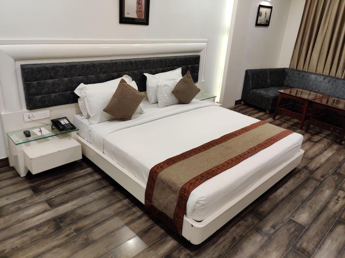 Comfort Inn Benares Zewnętrze zdjęcie