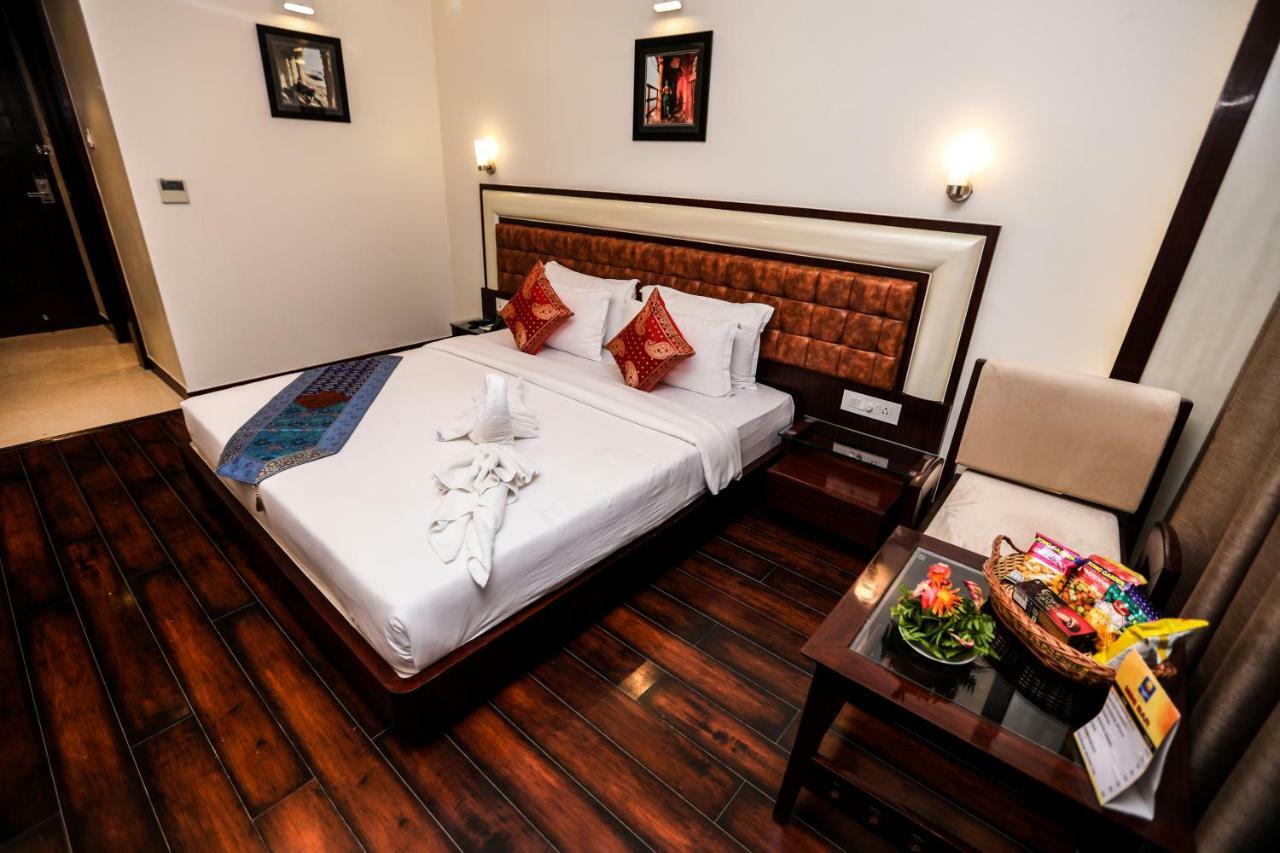 Comfort Inn Benares Zewnętrze zdjęcie